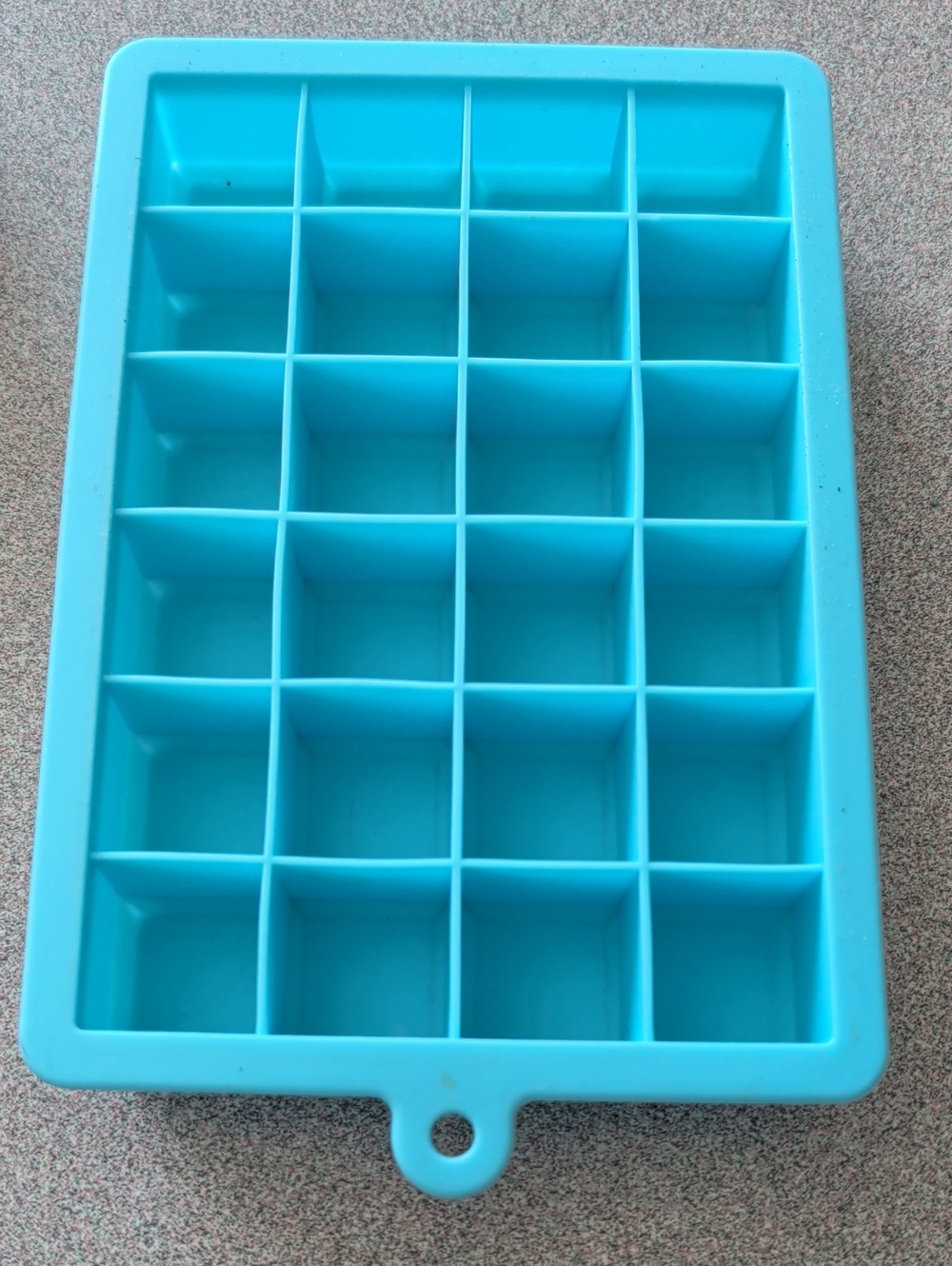 Source Unknown Turquoise Silicone 24-Cavity ice Cube Tray